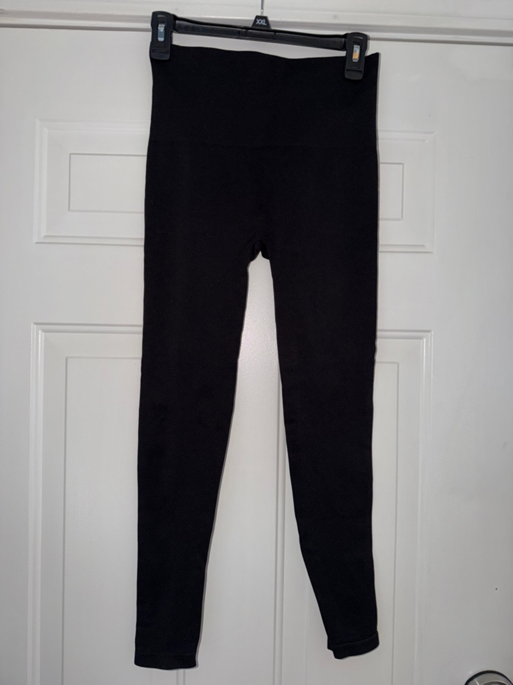 High-Waist Black Shapewear Leggings - Slimming Tummy Control. Size L